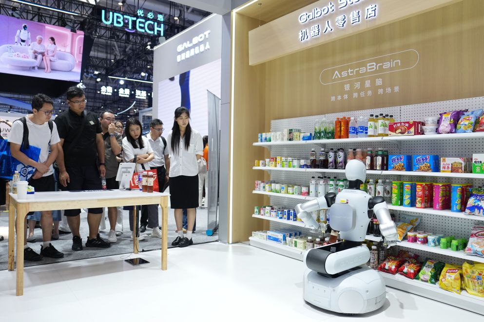 中国机器人产业“加速跑”为世界提供新机遇